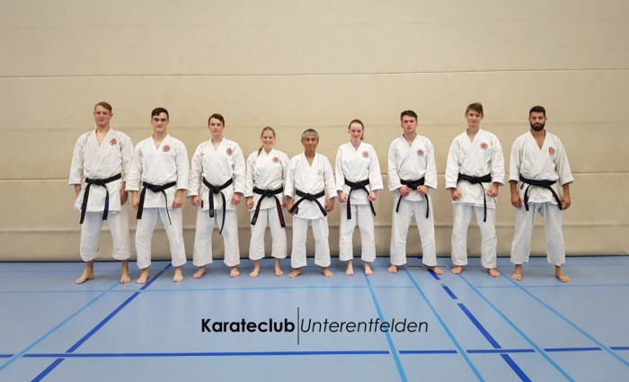 SKISF-Trainer Rikuta Koga zu Besuch beim Karateclub Unterentfelden